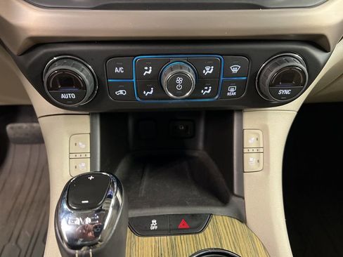 Used 2019 GMC Acadia Denali w/ Technology Package image 14