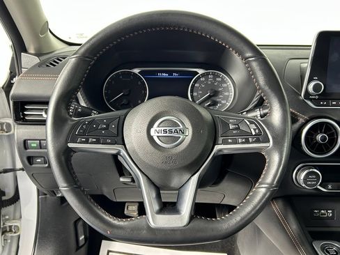 Used 2023 Nissan Sentra SR w/ SR Premium Package FWD image 23
