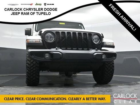 Used 2022 Jeep Gladiator Sport image 58