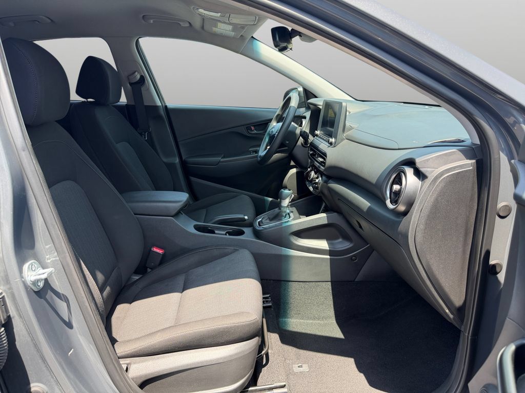 Used 2023 Hyundai Kona SEL AWD/4WD image 20
