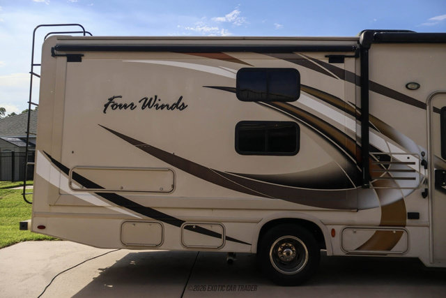 Used 2017 Ford E-450 and Econoline 450 Super Duty w/ Motorhome Prep Package RWD image 10
