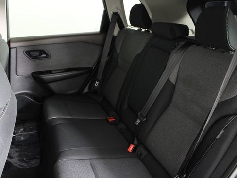 Used 2021 Nissan Rogue S FWD image 20