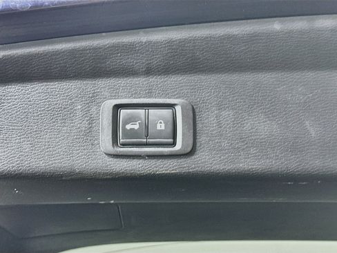 Used 2024 Mitsubishi Outlander SE AWD/4WD image 32