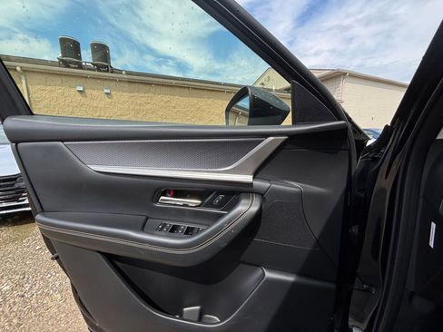 Used 2025 MAZDA CX-90 3.3 Turbo w/ Preferred Package image 18