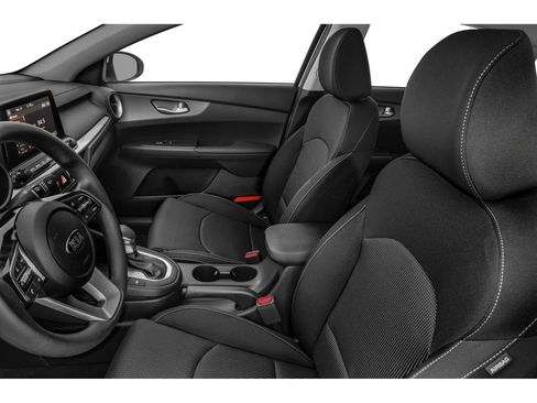 Certified 2020 Kia Forte LXS image 6