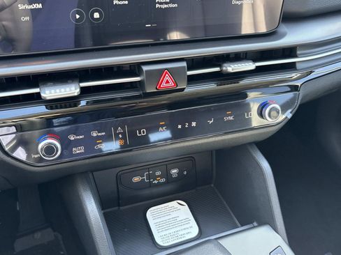 New 2026 Kia Sportage EX image 28