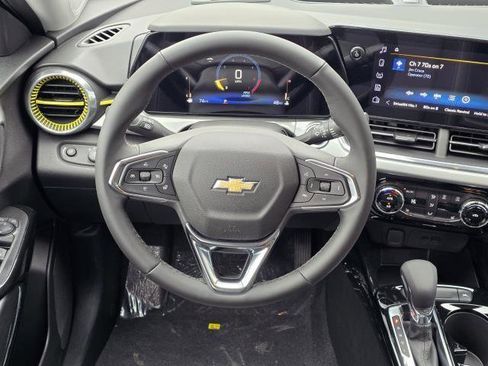 New 2026 Chevrolet Trax LT w/ Driver Confidence Package FWD image 29