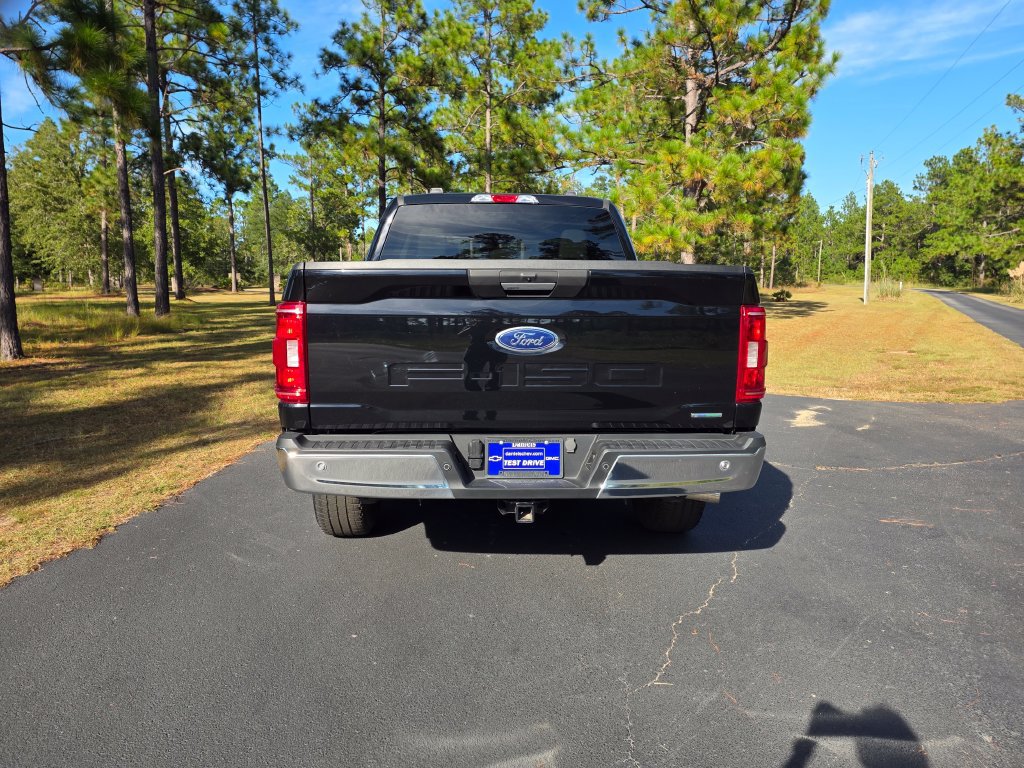 Used 2023 Ford F150 XLT w/ XTR Package AWD/4WD image 4