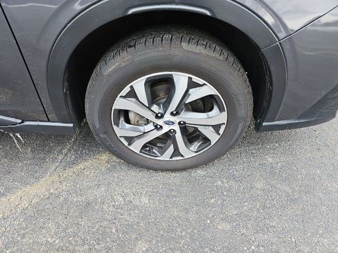 Used 2022 Subaru Outback Limited image 10