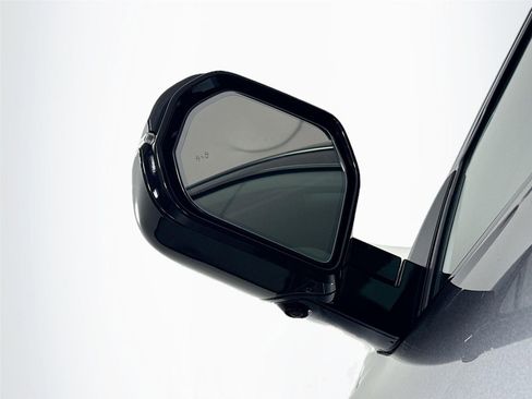 New 2026 Toyota Sequoia Platinum image 5