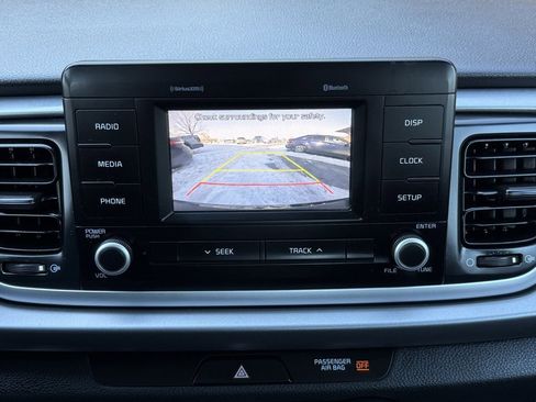 Used 2018 Kia Rio S image 28