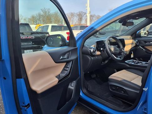 Used 2026 Chevrolet Equinox ACTIV FWD image 8