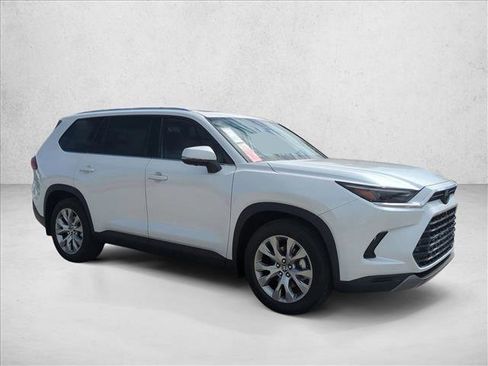 New 2026 Toyota Grand Highlander Limited image 7