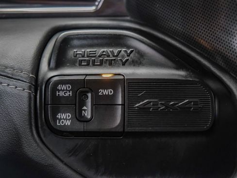 Used 2022 RAM 3500 Limited AWD/4WD image 28