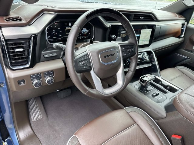 Used 2025 GMC Sierra 1500 Denali AWD/4WD image 18