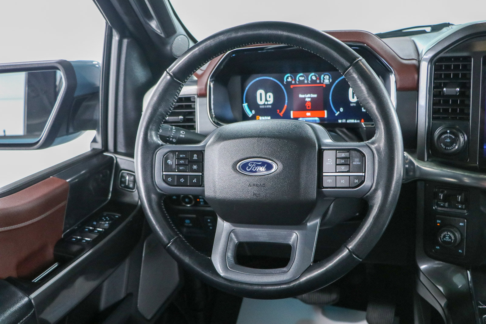 Used 2023 Ford F150 Lariat w/ Equipment Group 502A High AWD/4WD image 14