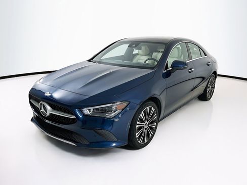 Certified 2021 Mercedes-Benz CLA 250 4MATIC image 3