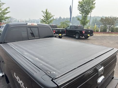 Used 2014 Ford F150 XLT w/ Equipment Group 302A Luxury AWD/4WD image 11