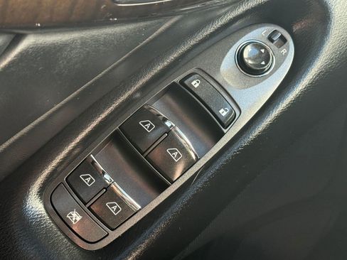 Used 2019 INFINITI Q50 Luxe w/ Essential Package (3.0T Luxe) image 26