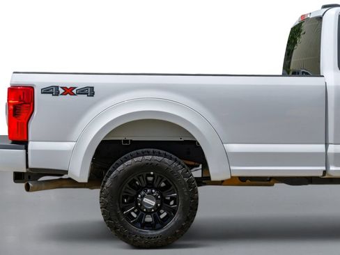 Used 2021 Ford F250 XL w/ Power Equipment Group AWD/4WD image 6