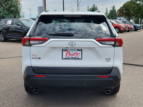 Used 2025 Toyota RAV4 XLE AWD/4WD image 15