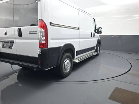 Used 2025 RAM ProMaster 2500 w/ U-Haul Equipment Group FWD image 3
