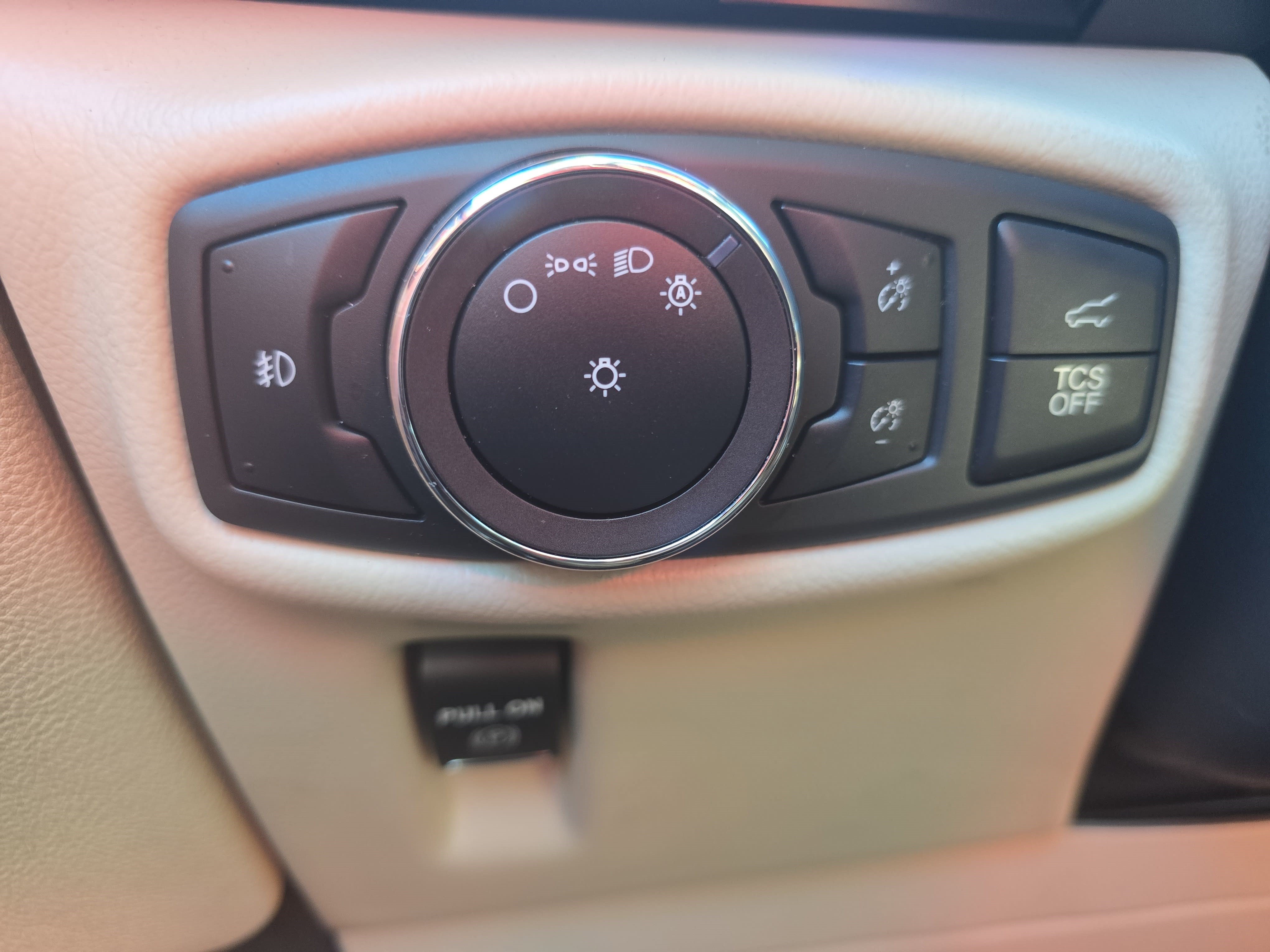 Used 2019 Lincoln Nautilus Reserve AWD/4WD image 25
