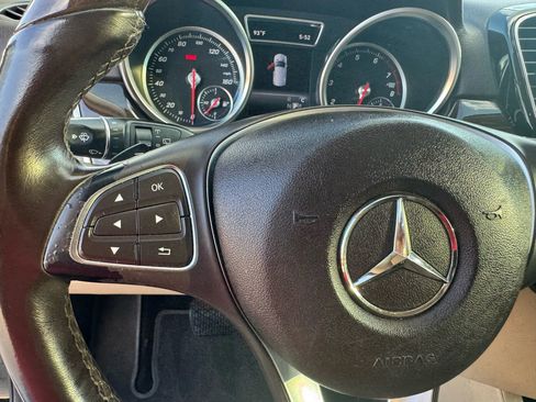 Used 2018 Mercedes-Benz GLE 350 image 33