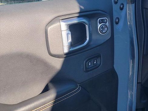 Certified 2024 Jeep Wrangler Sahara image 15