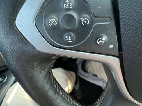 Used 2019 Chevrolet Colorado ZR2 image 18