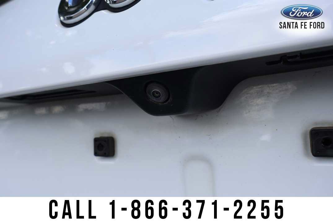 Used 2024 Jeep Compass Latitude w/ Altitude Special Edition AWD/4WD image 9