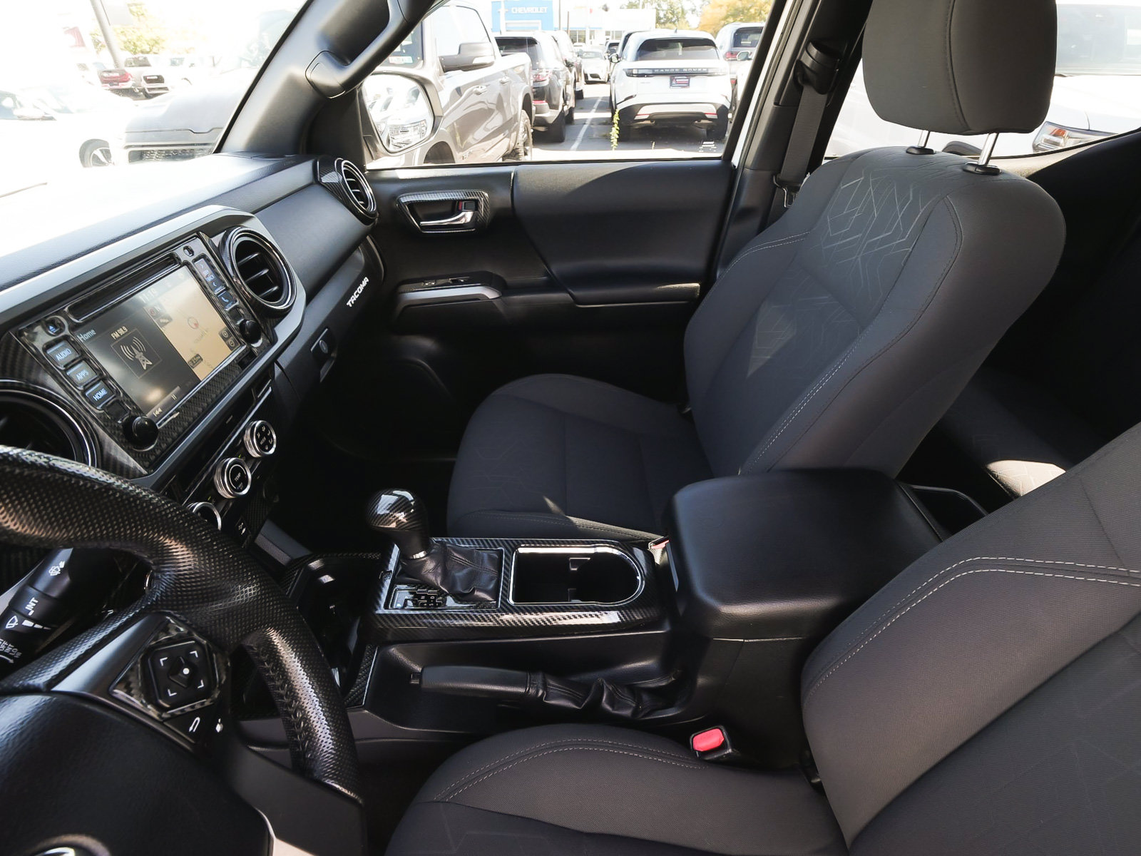 Used 2016 Toyota Tacoma TRD Sport w/ Towing Package AWD/4WD image 30