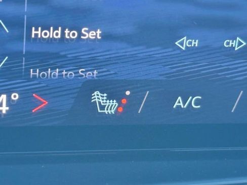 Used 2025 Chevrolet Tahoe LT image 15