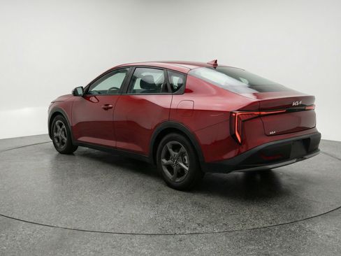 Used 2025 Kia K4 FWD image 6