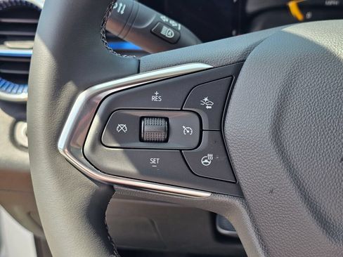 New 2026 Chevrolet Trax LT w/ Driver Confidence Package FWD image 34