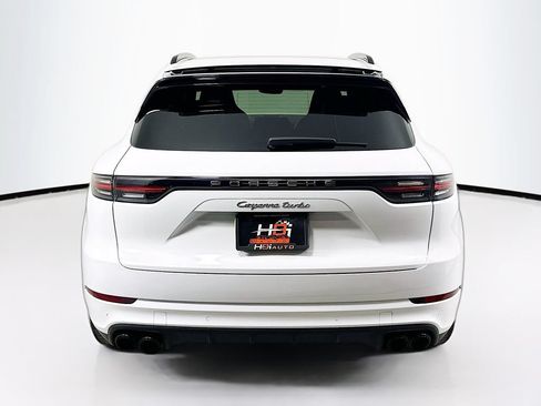 Used 2019 Porsche Cayenne Turbo w/ Premium Plus Package AWD/4WD image 7