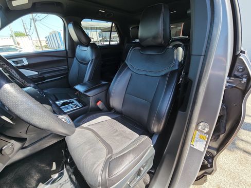 Used 2023 Ford Explorer ST w/ Equipment Group 401A AWD/4WD image 13