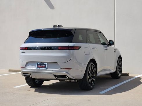 New 2026 Land Rover Range Rover Sport Dynamic SE AWD/4WD image 4