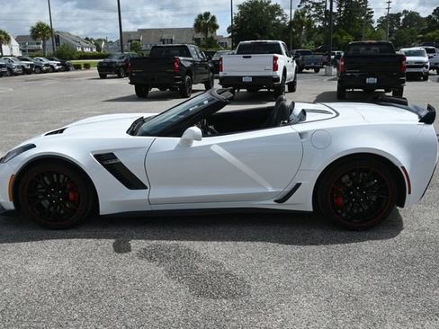 Used 2016 Chevrolet Corvette Z06 w/ 3LZ Preferred Equipment Group image 2