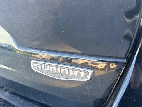 Used 2023 Jeep Grand Cherokee Summit AWD/4WD image 7