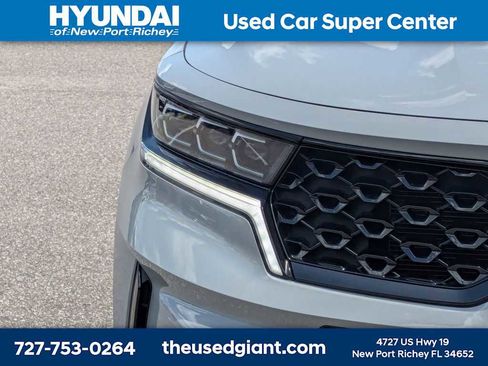 Used 2023 Kia Sorento SX AWD/4WD image 9