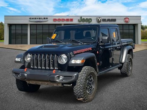 Used 2023 Jeep Gladiator Mojave w/ Cold Weather Group image 6
