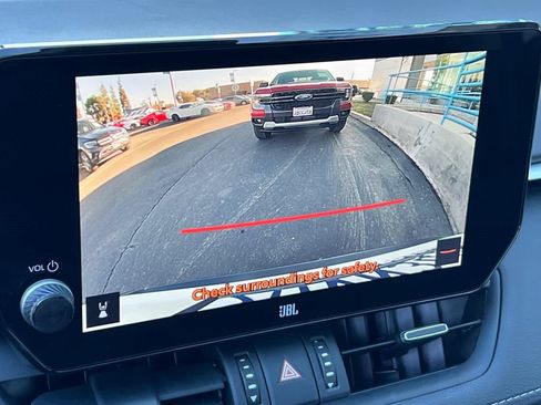 Used 2023 Toyota RAV4 XLE Premium image 19