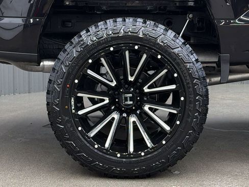 Used 2025 Ford F150 Lariat image 11