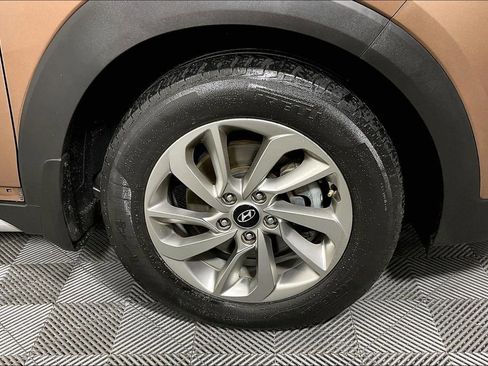 Used 2017 Hyundai Tucson SE Plus FWD image 10