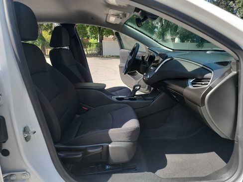 Used 2024 Chevrolet Malibu LS FWD image 31