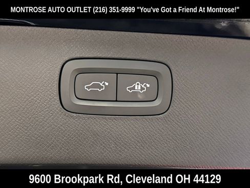 Used 2022 Volvo XC90 T5 Momentum image 42