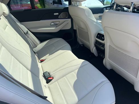 Certified 2026 Mercedes-Benz GLE 450 4MATIC w/ Warmth & Comfort Package image 18