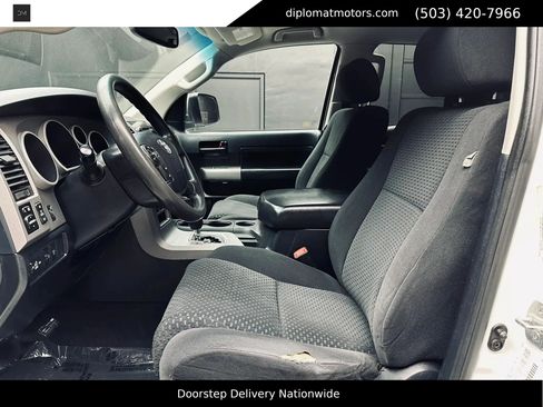 Used 2013 Toyota Tundra 4x4 Double Cab image 17