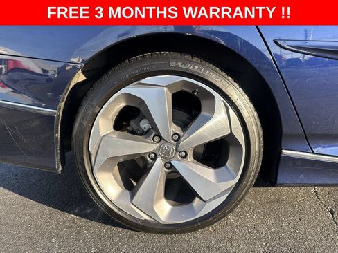 Used 2018 Honda Accord Touring image 36
